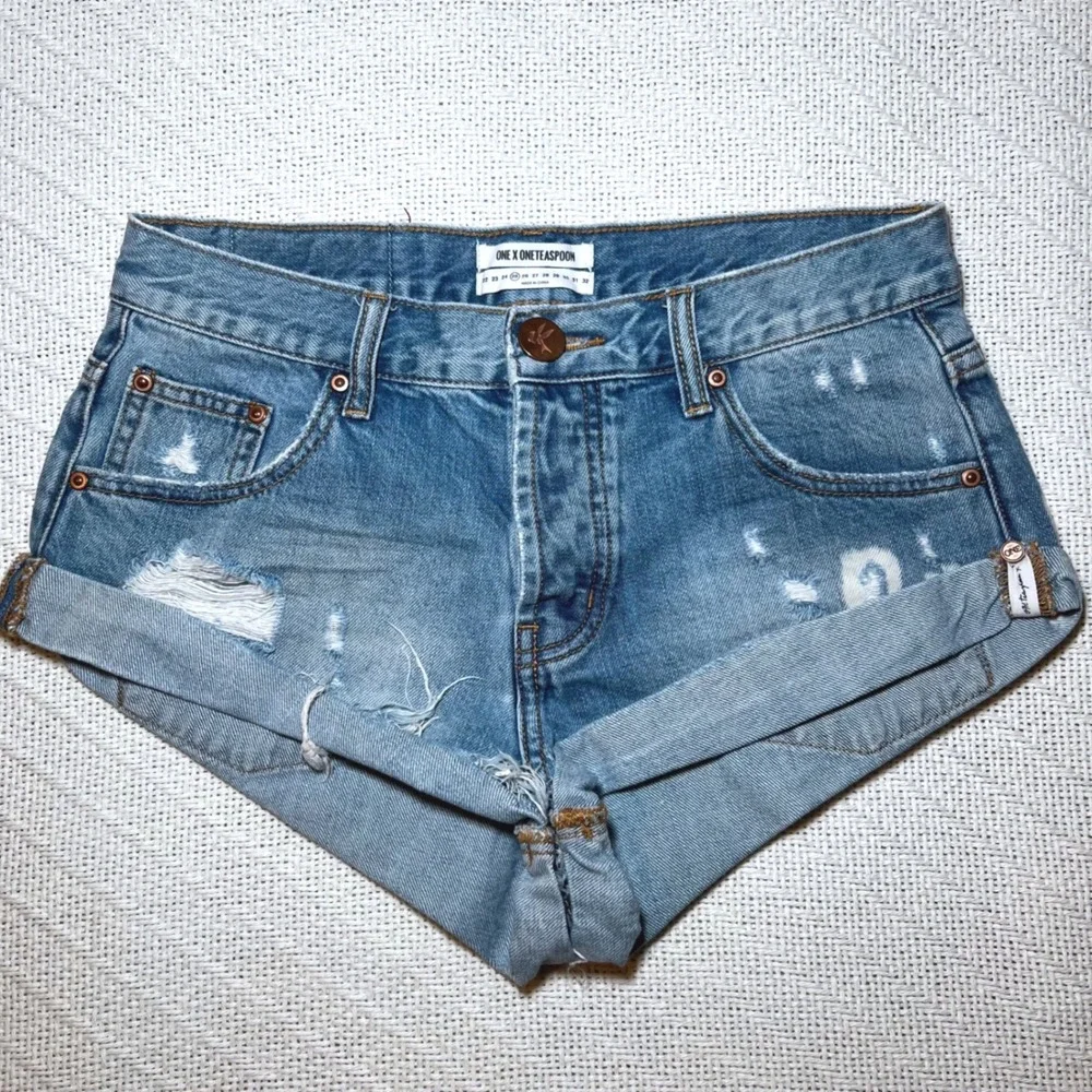 One Teaspoon Bandits Low Rise Distressed Denim Shorts Cuffed Size 25/28